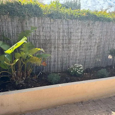 Entier Avec Jardin Pour 2 A 6 Personnes Avec 2 Et Convertible Dans Le Salon 아파트 식스포즈레스플라지스